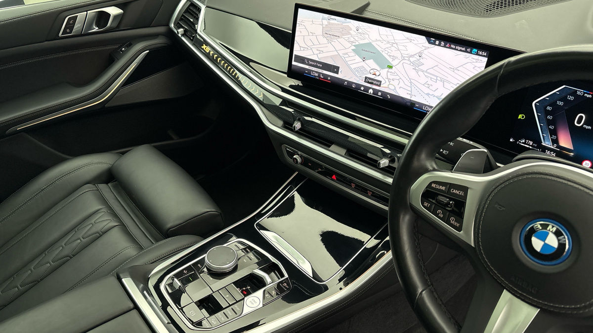 BMW X5 Image 18