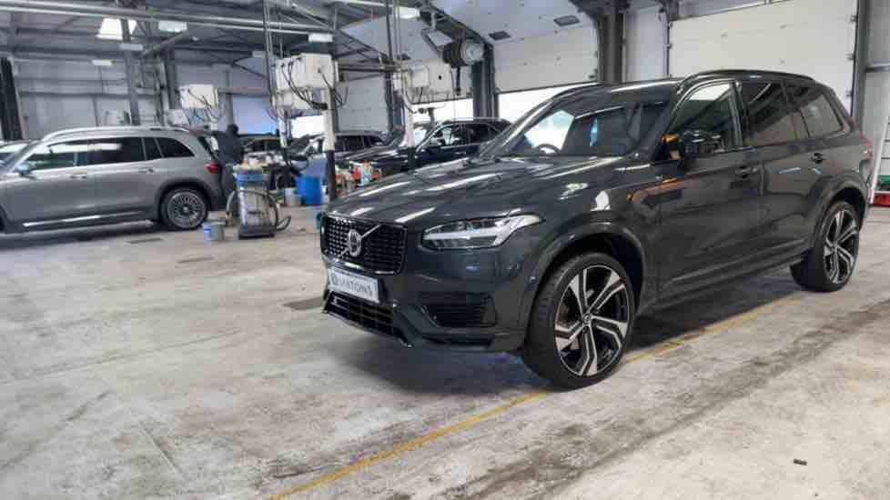 More views of Volvo XC90