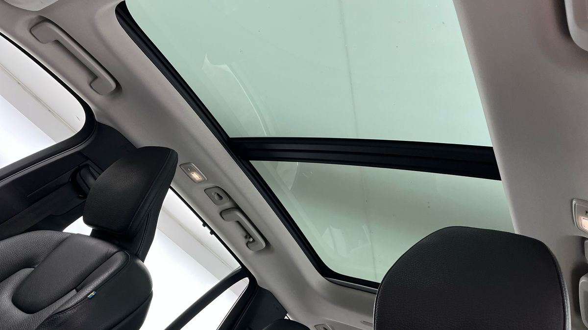 Volvo XC90 Image 6