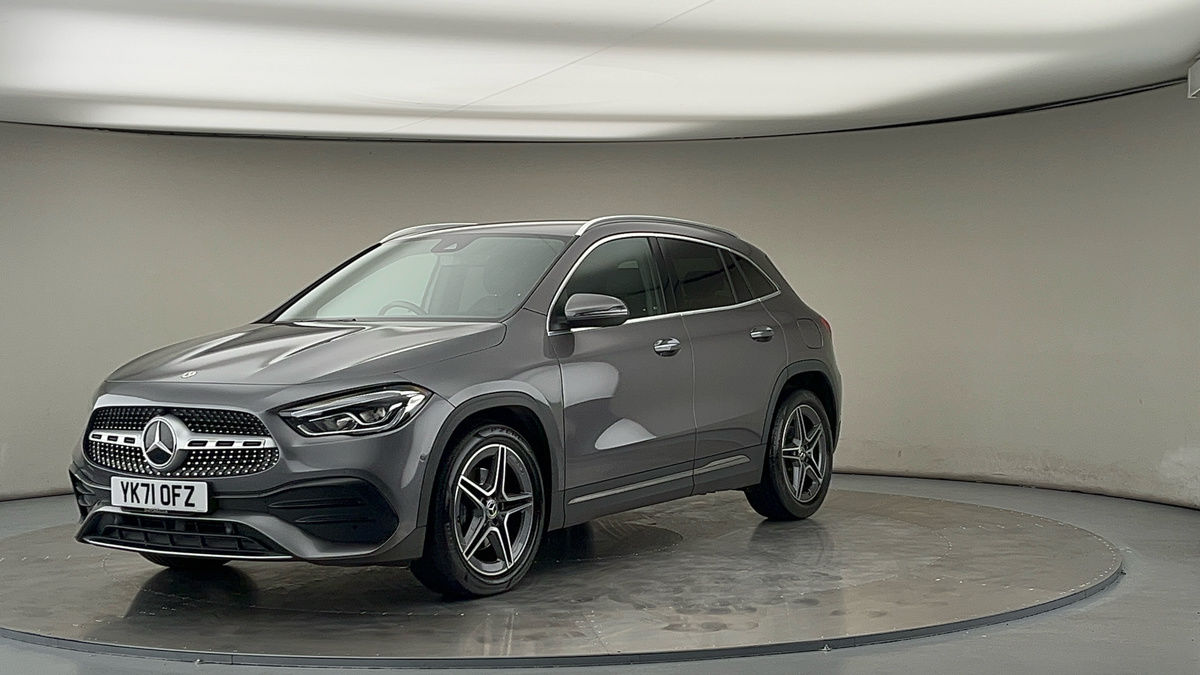 More views of Mercedes-Benz GLA