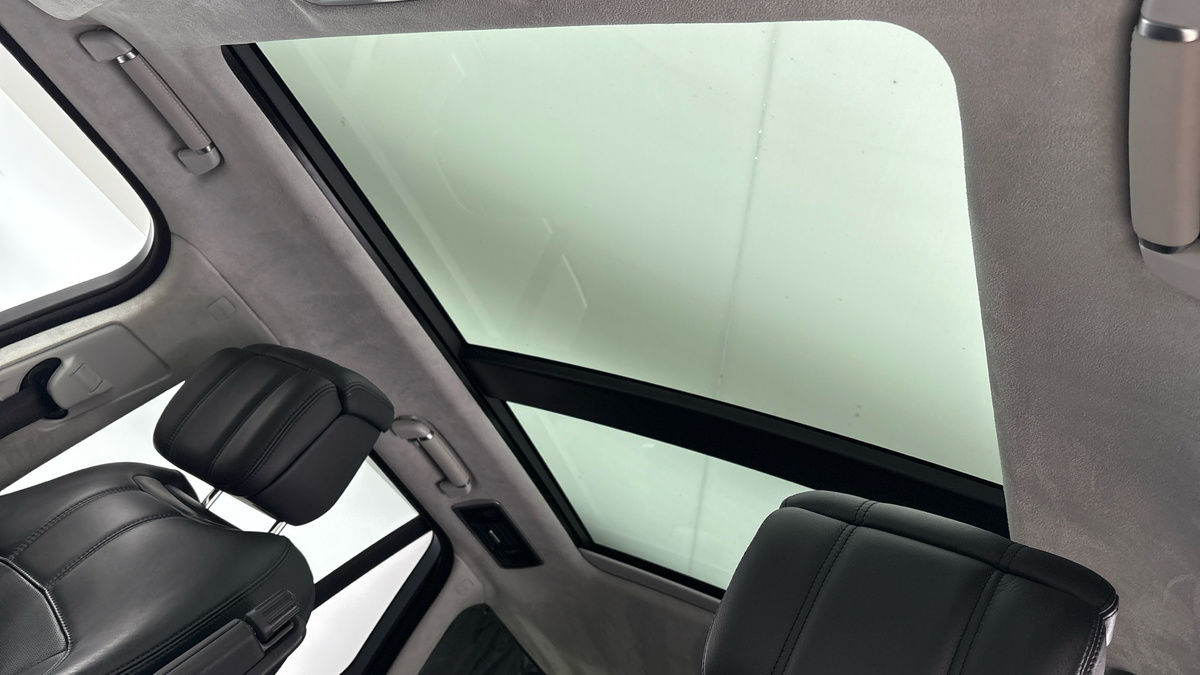 Land Rover Range Rover Image 6