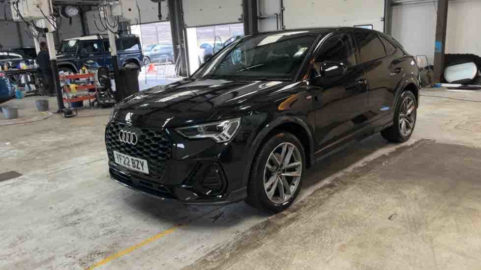 More views of Audi Q3
