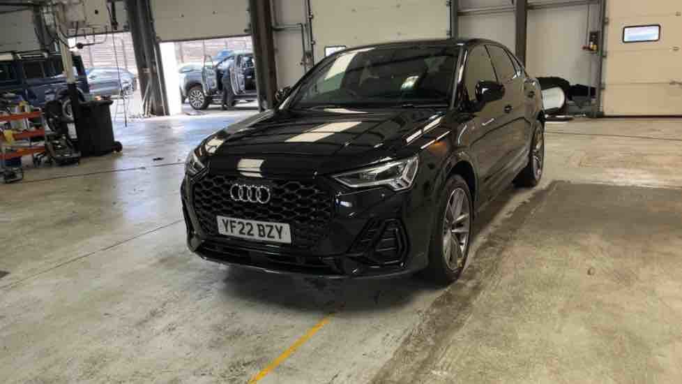 More views of Audi Q3