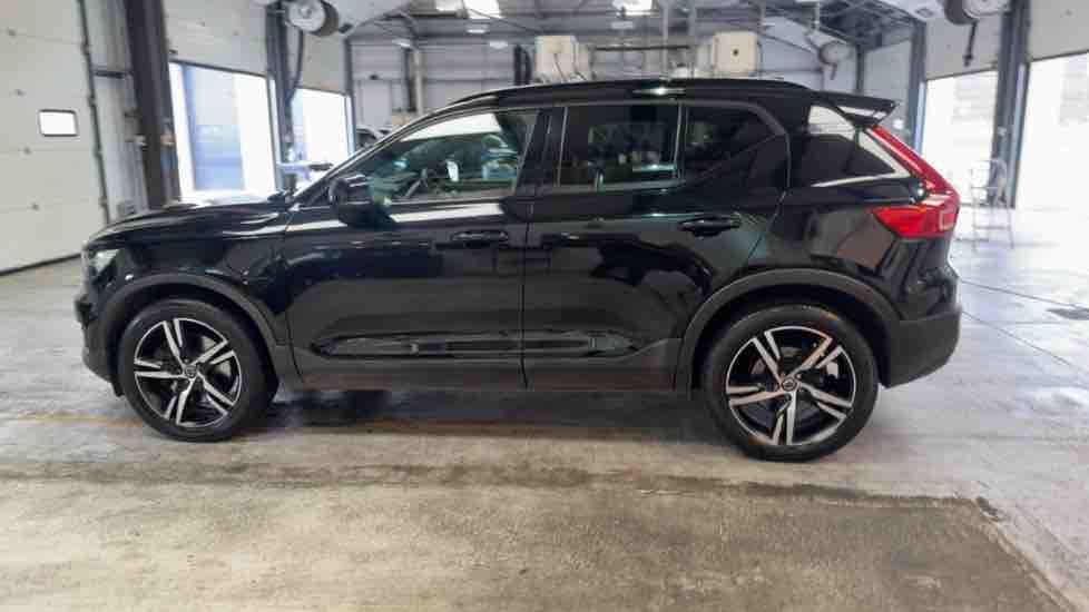 More views of Volvo XC40