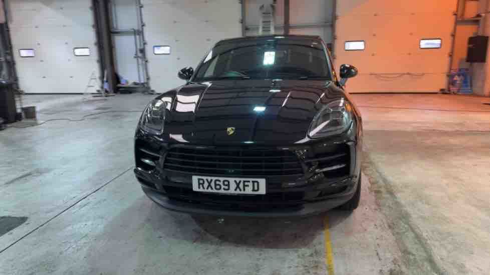 More views of Porsche Macan