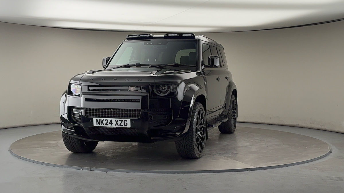 More views of Land Rover Defender 110