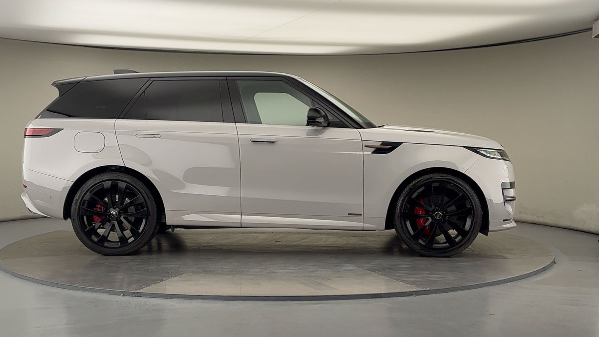 Land Rover Range Rover Sport Image 16