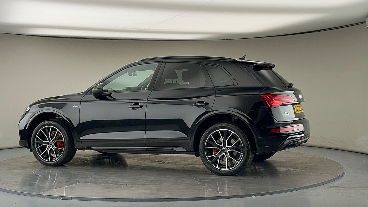 More views of Audi Q5