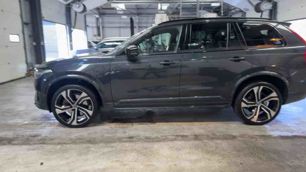 More views of Volvo XC90