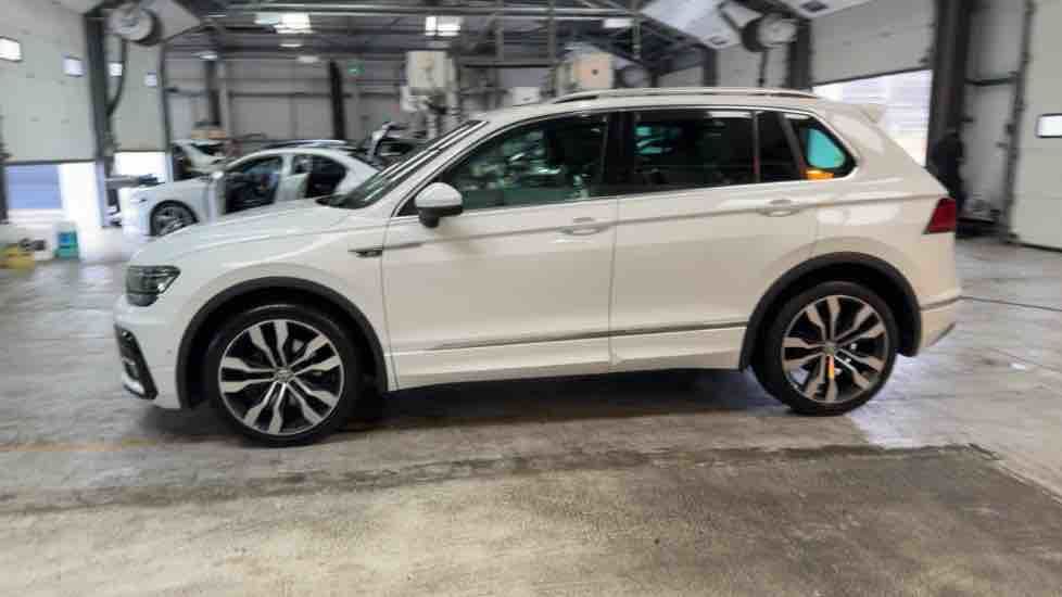 More views of Volkswagen Tiguan