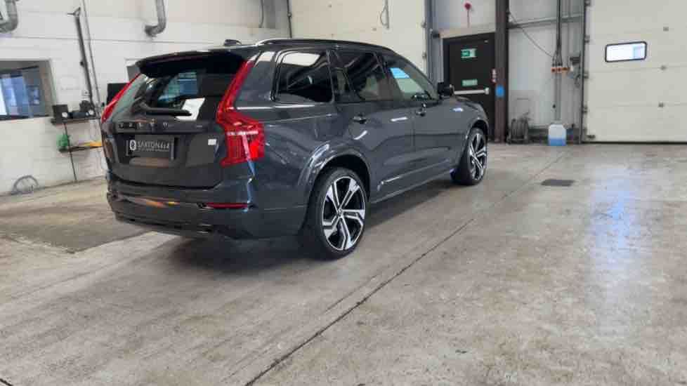 More views of Volvo XC90