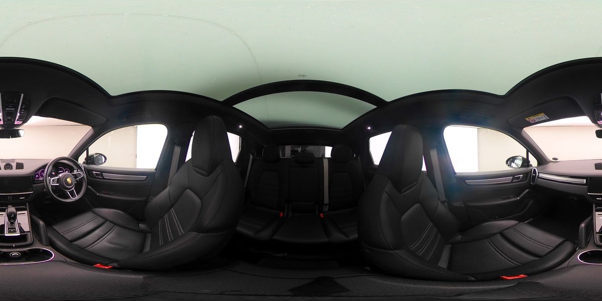 More views of Porsche Cayenne