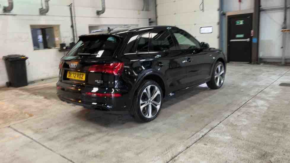 More views of Audi Q5