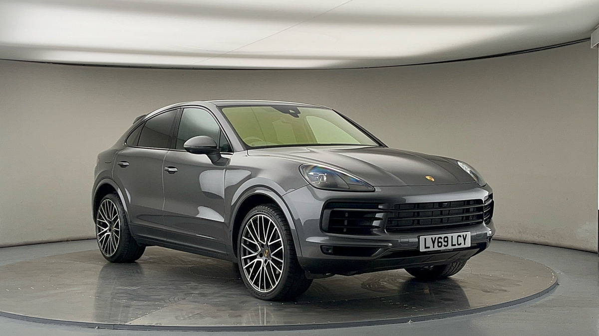Porsche Cayenne Sticky Header Image