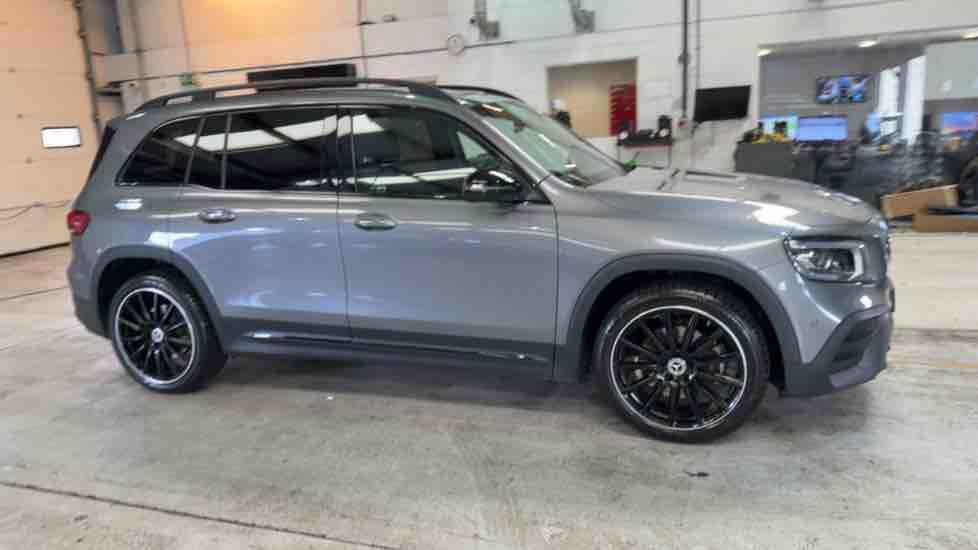 More views of Mercedes-Benz GLB
