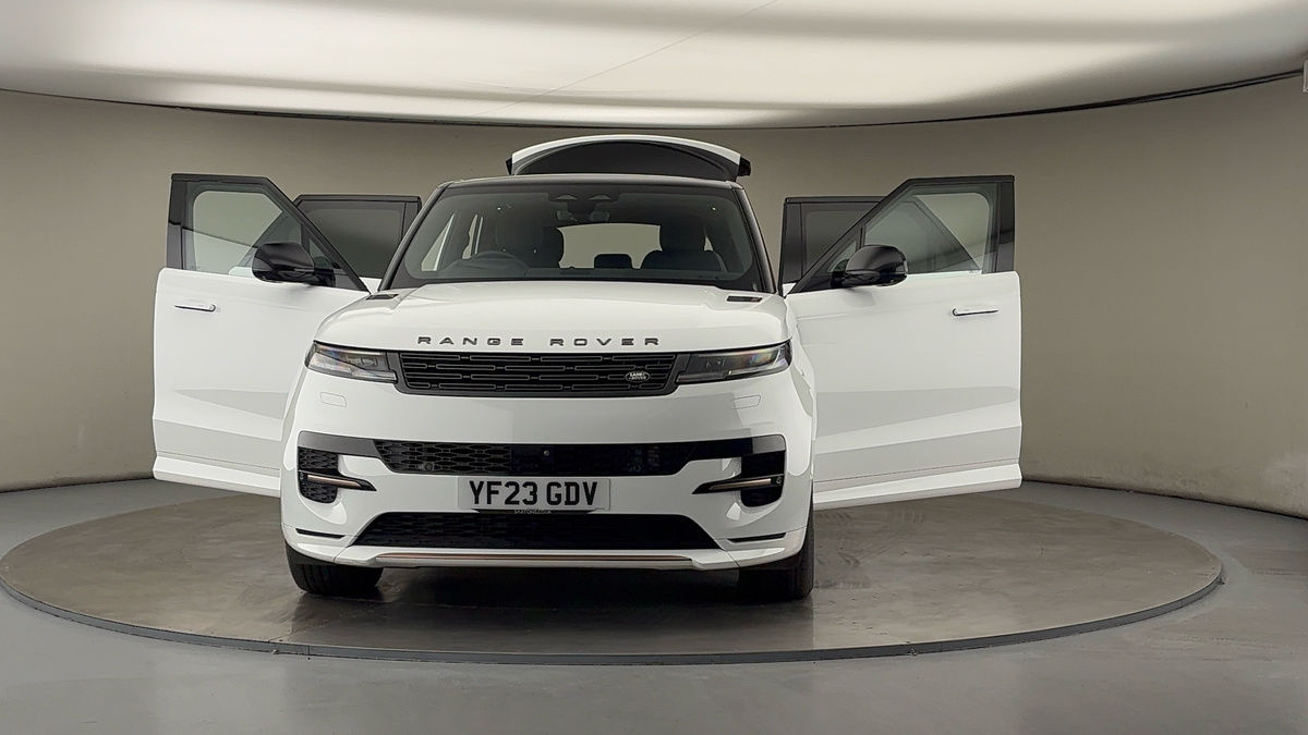 More views of Land Rover Range Rover Sport
