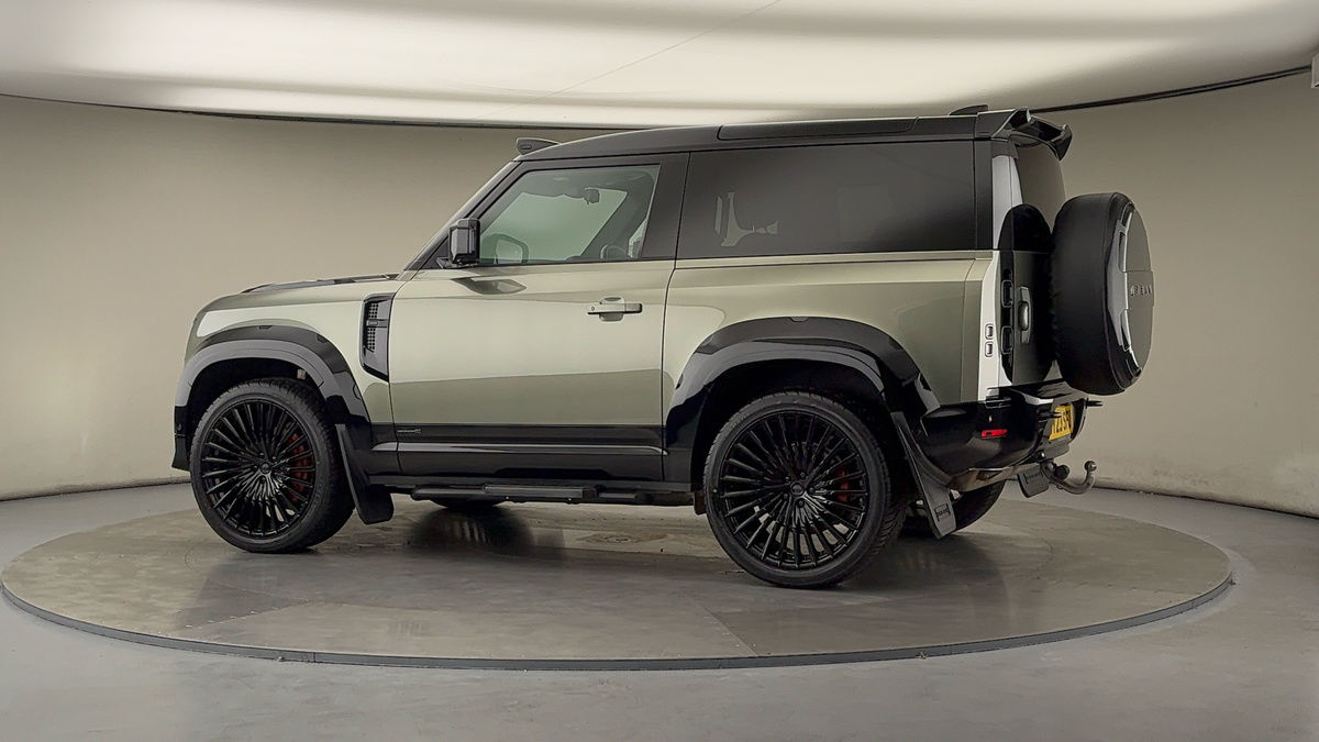 More views of Land Rover Defender 90