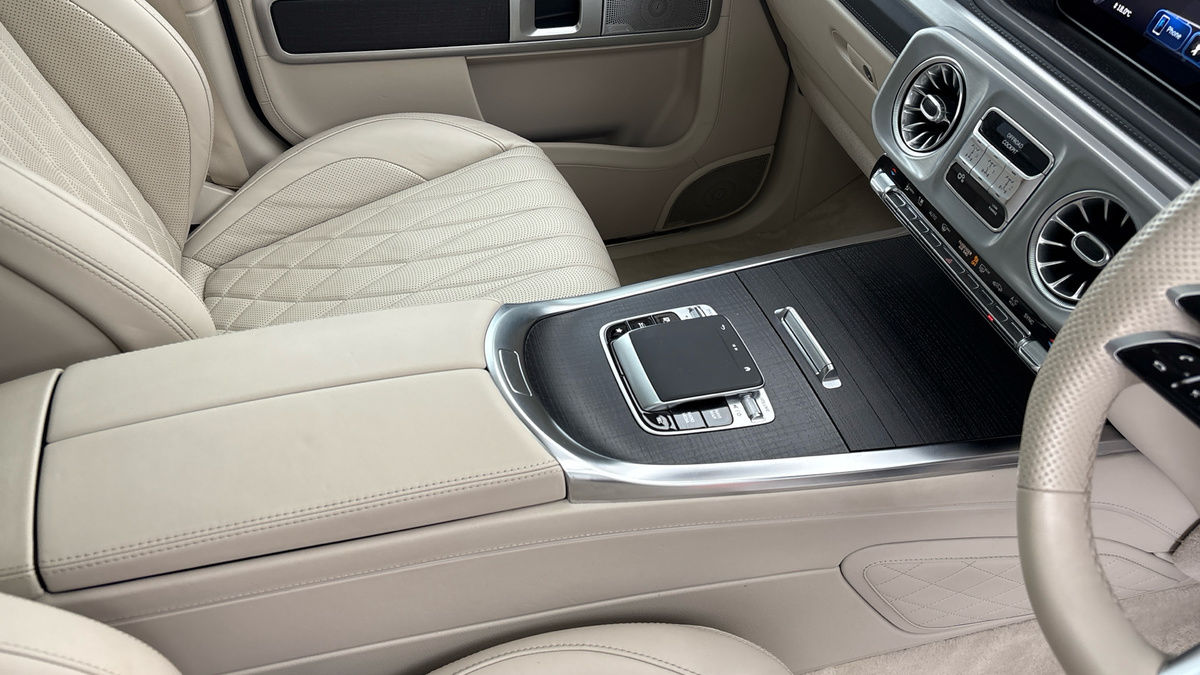 Mercedes-Benz G Class Image 18