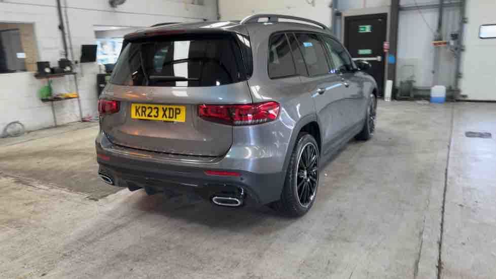 More views of Mercedes-Benz GLB