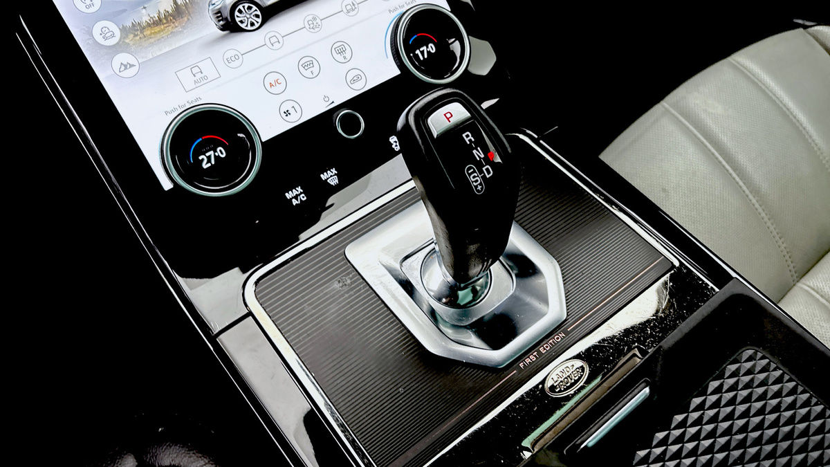 Land Rover Range Rover Evoque Image 25