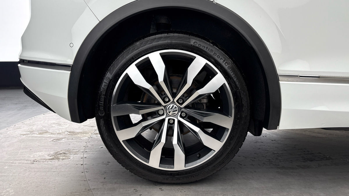 Volkswagen Tiguan Image 16