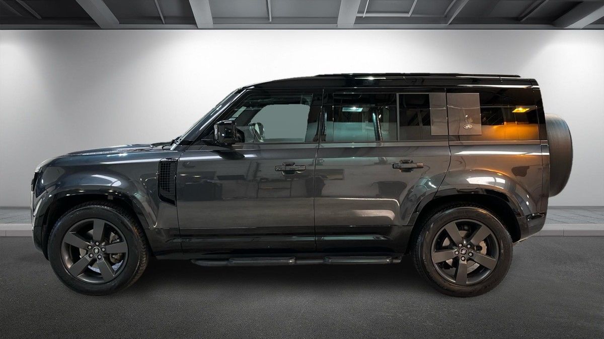 Land Rover Defender 110 Urban Image 29