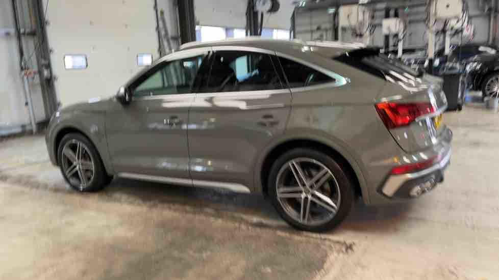 More views of Audi SQ5