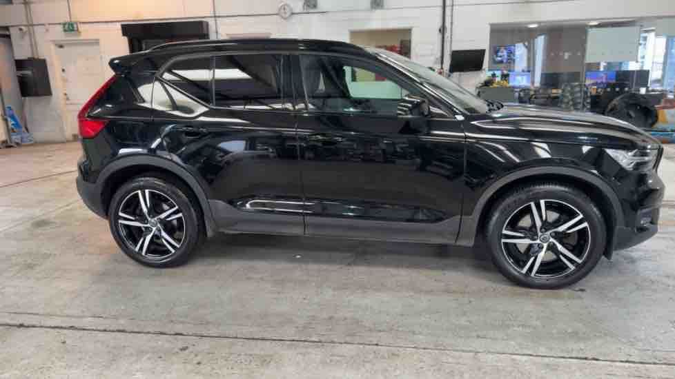 More views of Volvo XC40