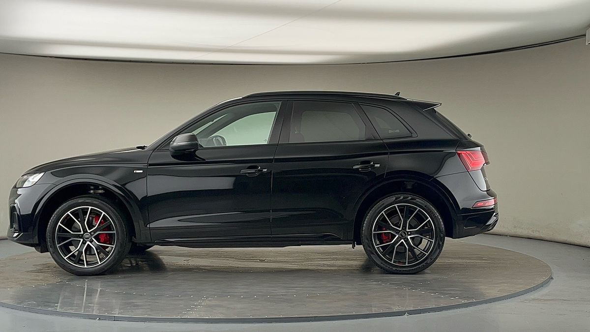 More views of Audi Q5