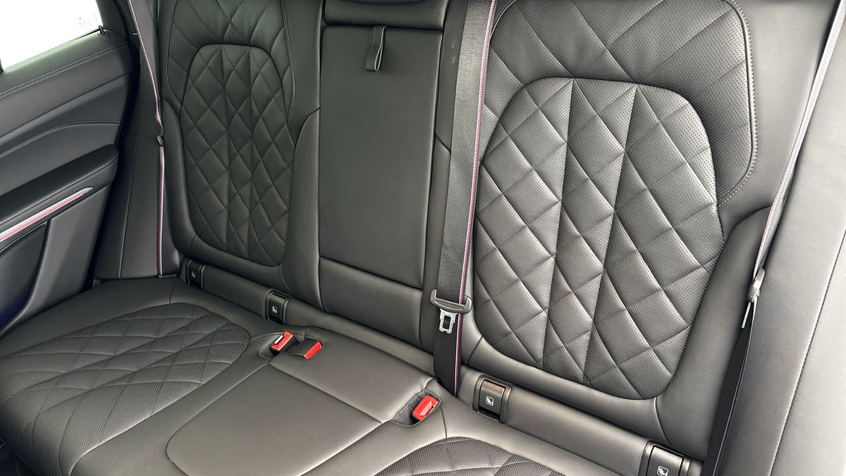 BMW X5 Image 8