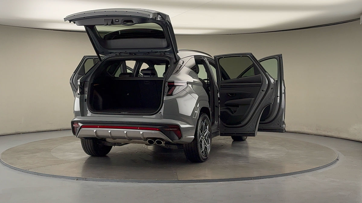 More views of Hyundai TUCSON