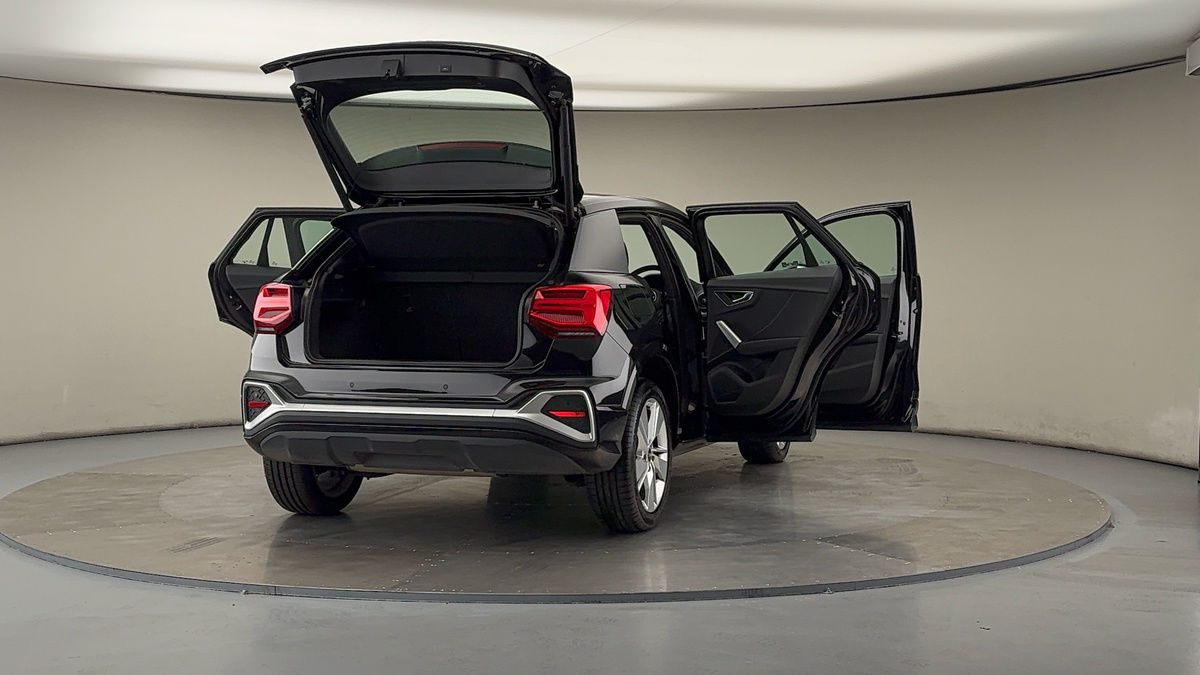 More views of Audi Q2
