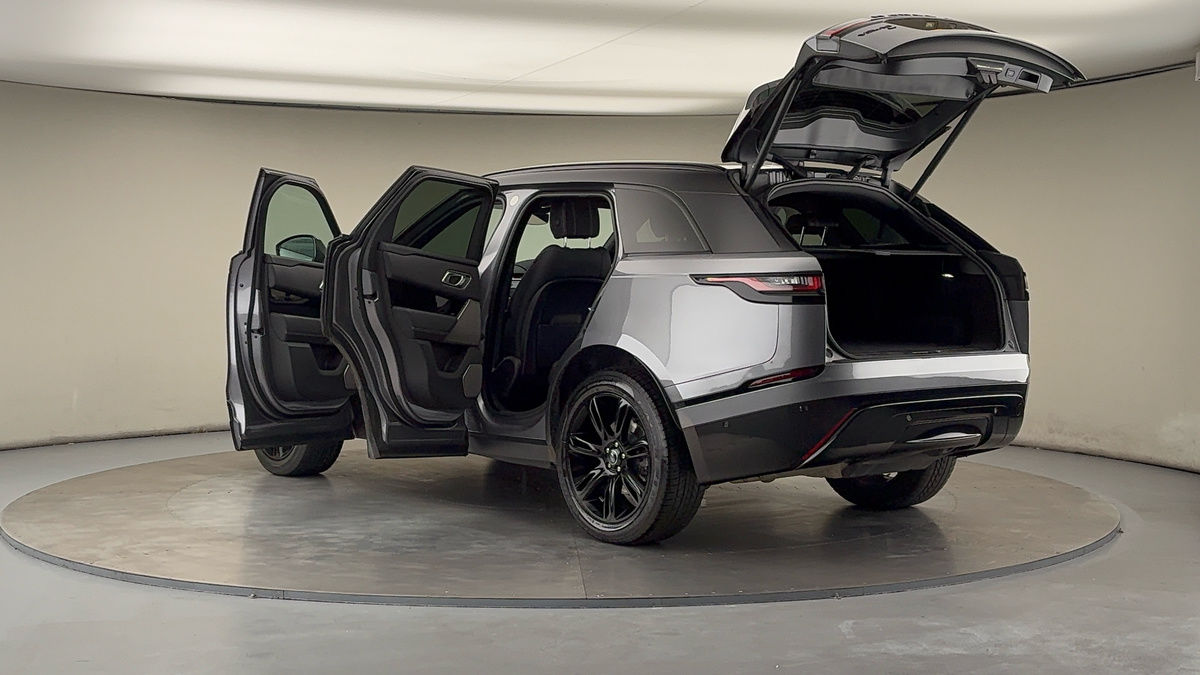 More views of Land Rover Range Rover Velar