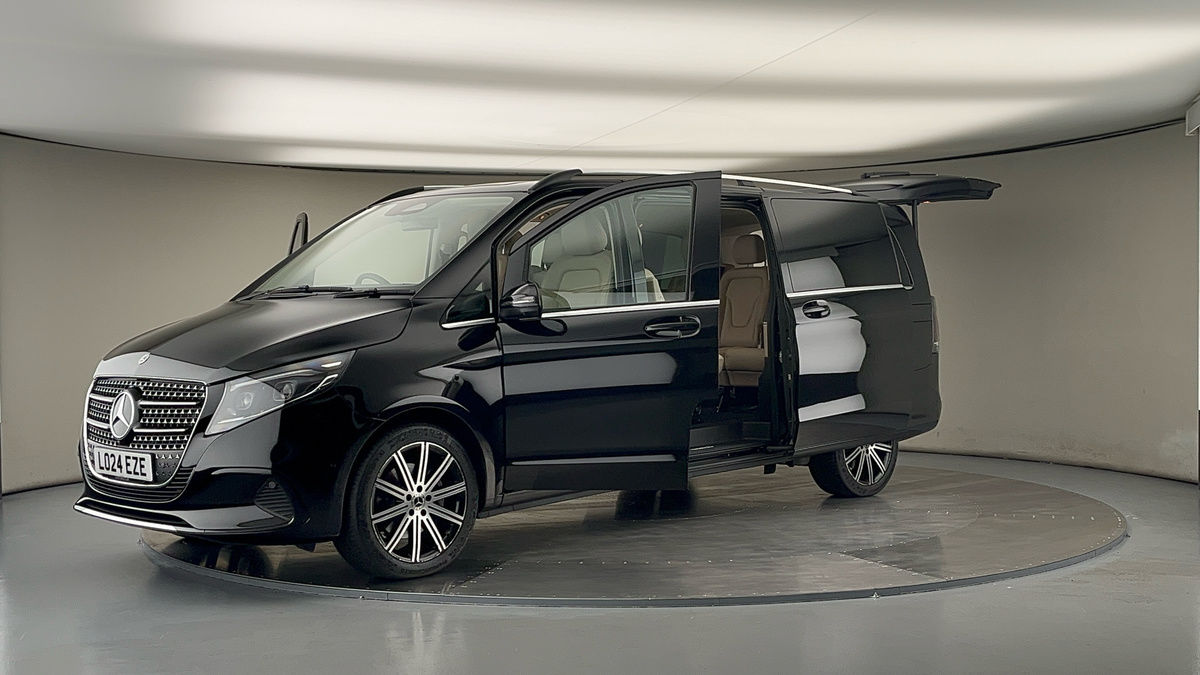 Mercedes-Benz V Class Image 22