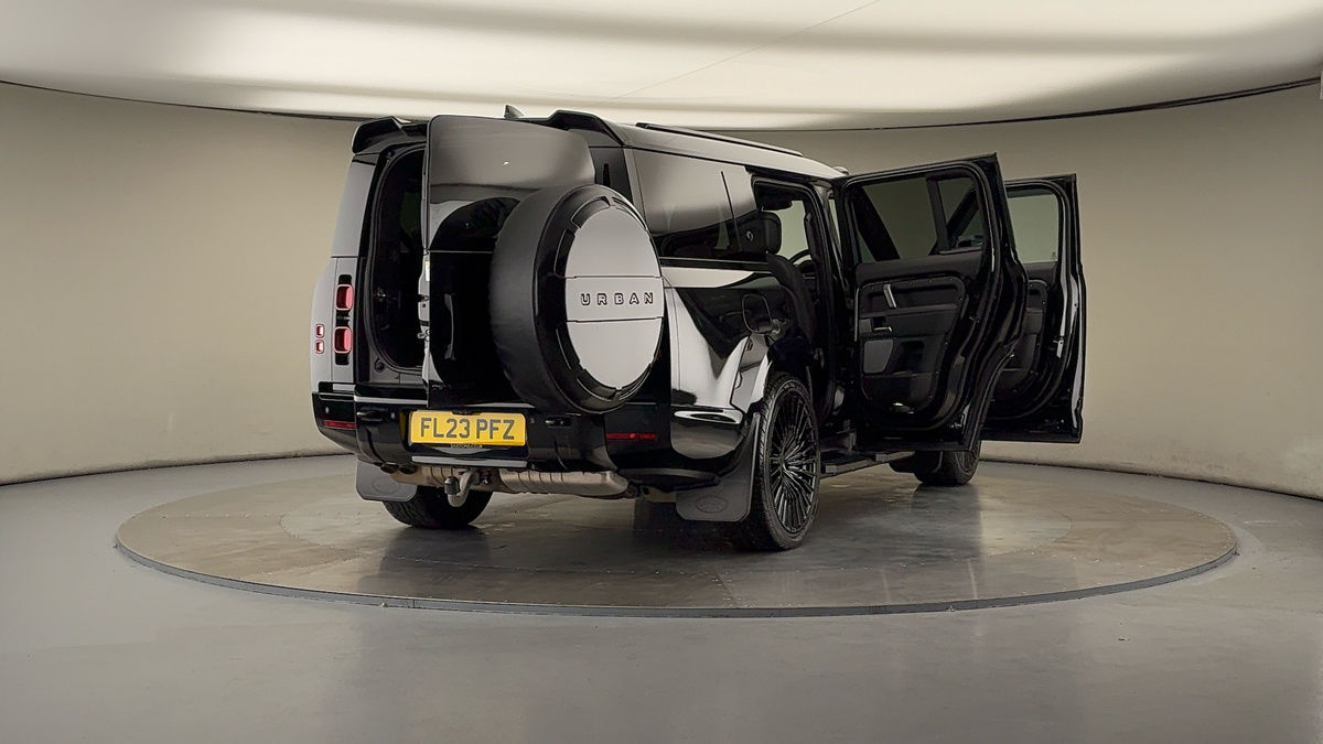 More views of Land Rover Defender 130