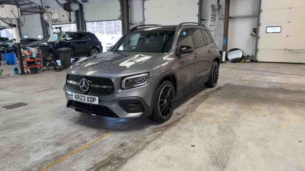 More views of Mercedes-Benz GLB