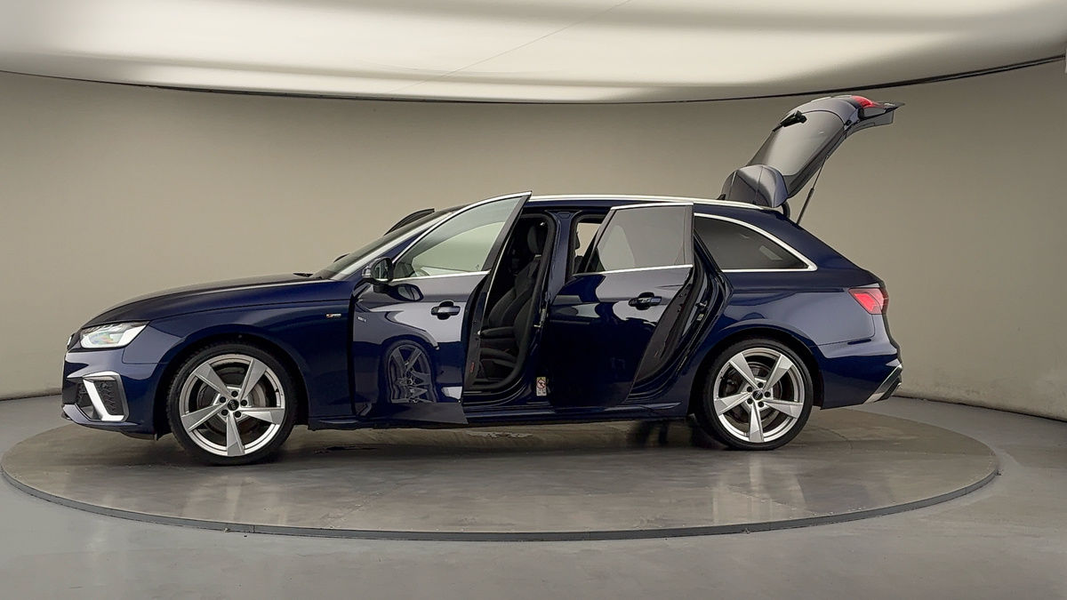 More views of Audi A4 Avant