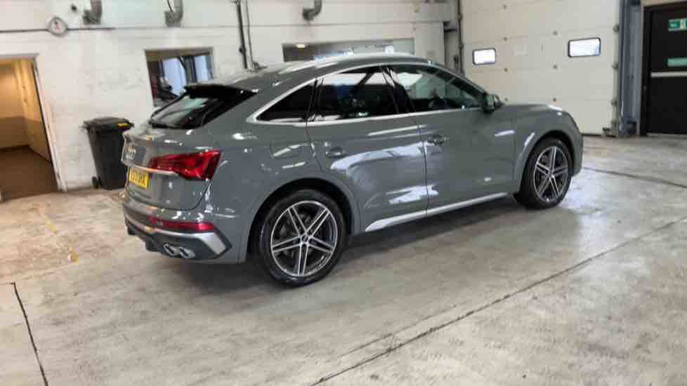 More views of Audi SQ5