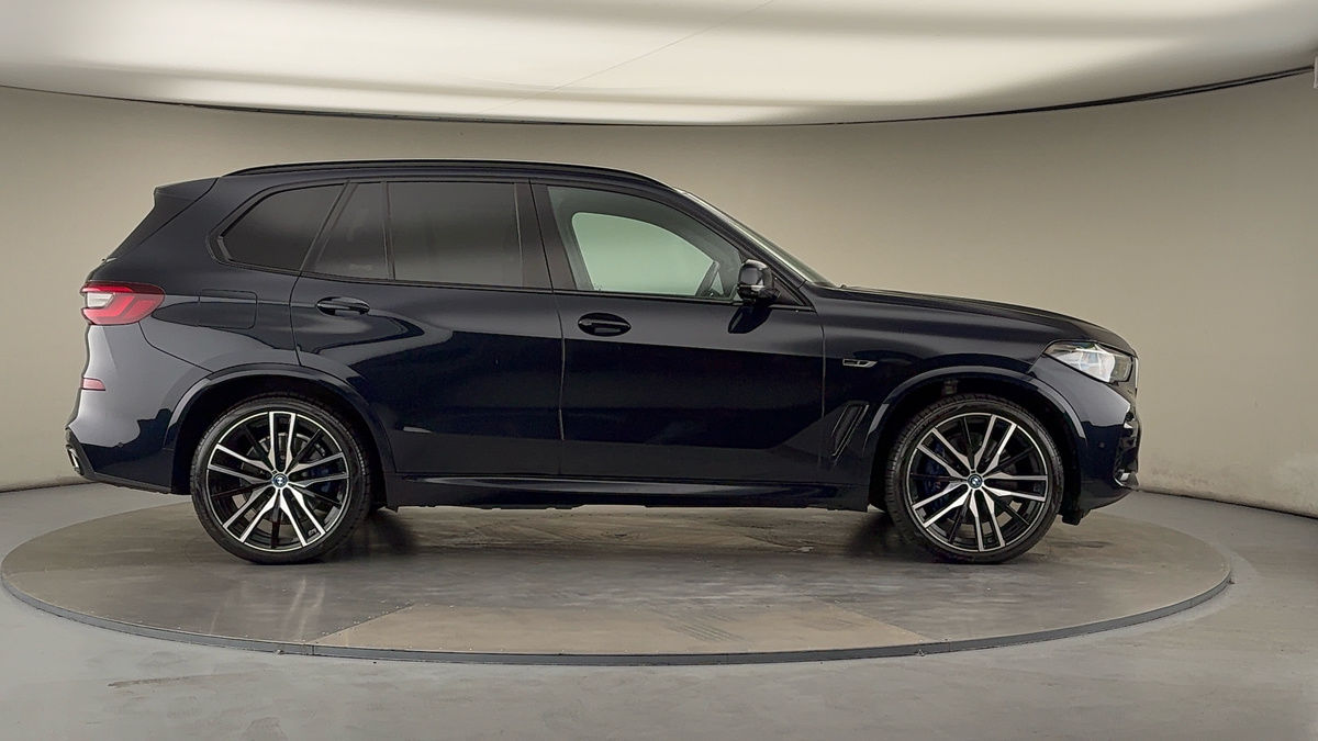 BMW X5 Image 16
