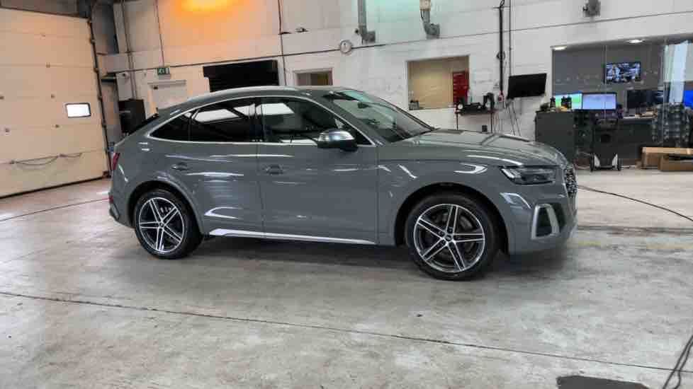 More views of Audi SQ5