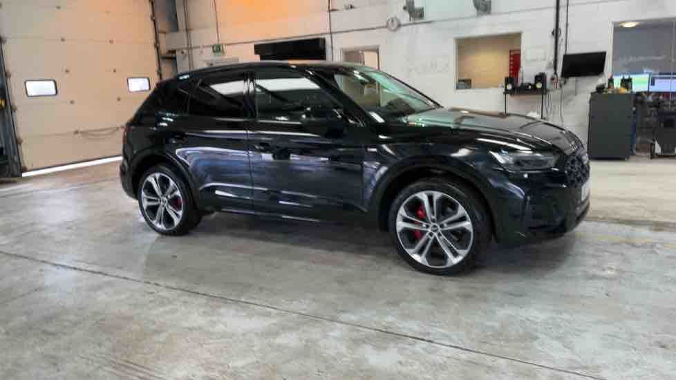 More views of Audi Q5