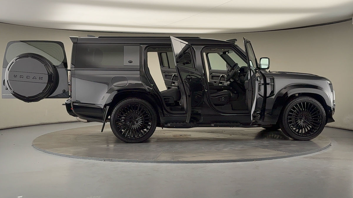 More views of Land Rover Defender 130
