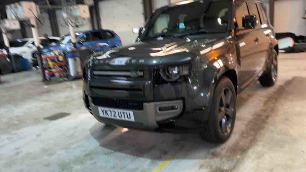 More views of Land Rover Defender 110
