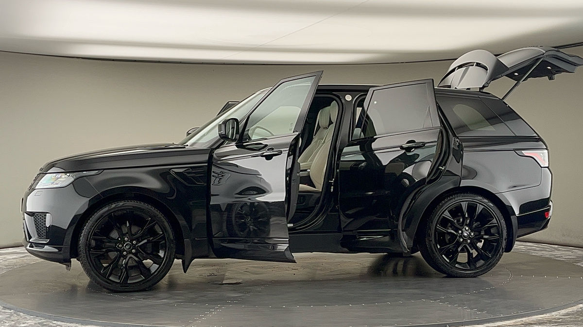 More views of Land Rover Range Rover Sport