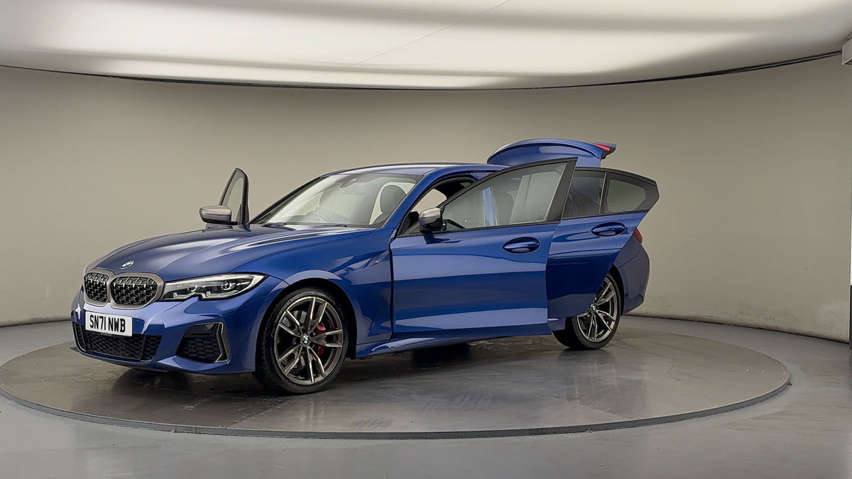 BMW 3 Series Image 22