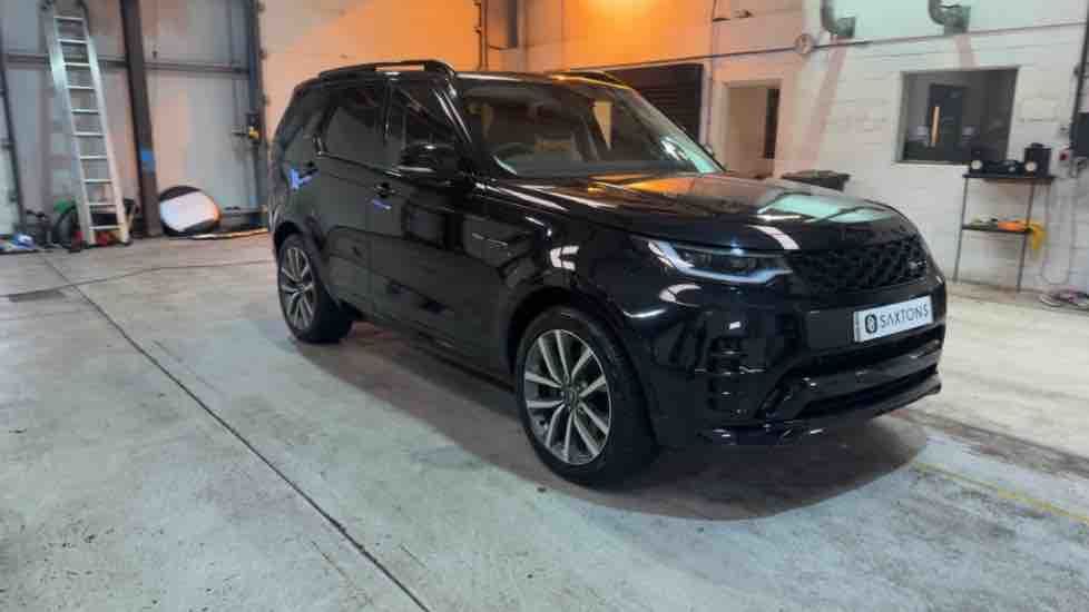 More views of Land Rover Discovery