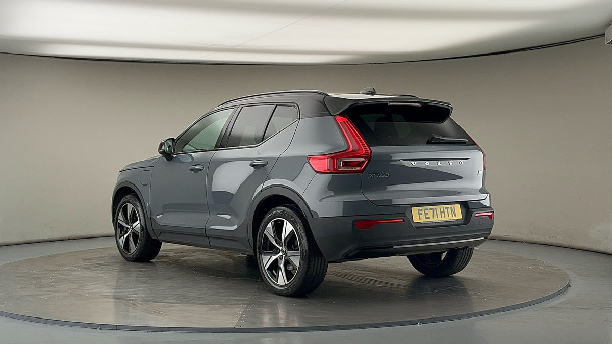 Volvo XC40 Image 2