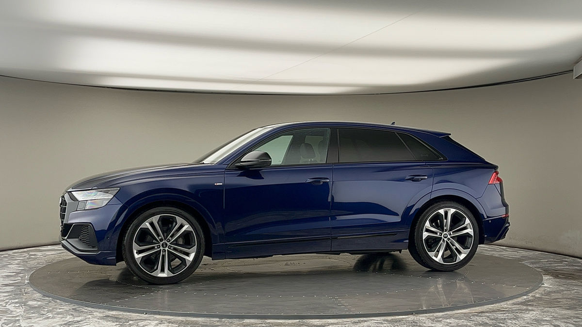 More views of Audi Q8