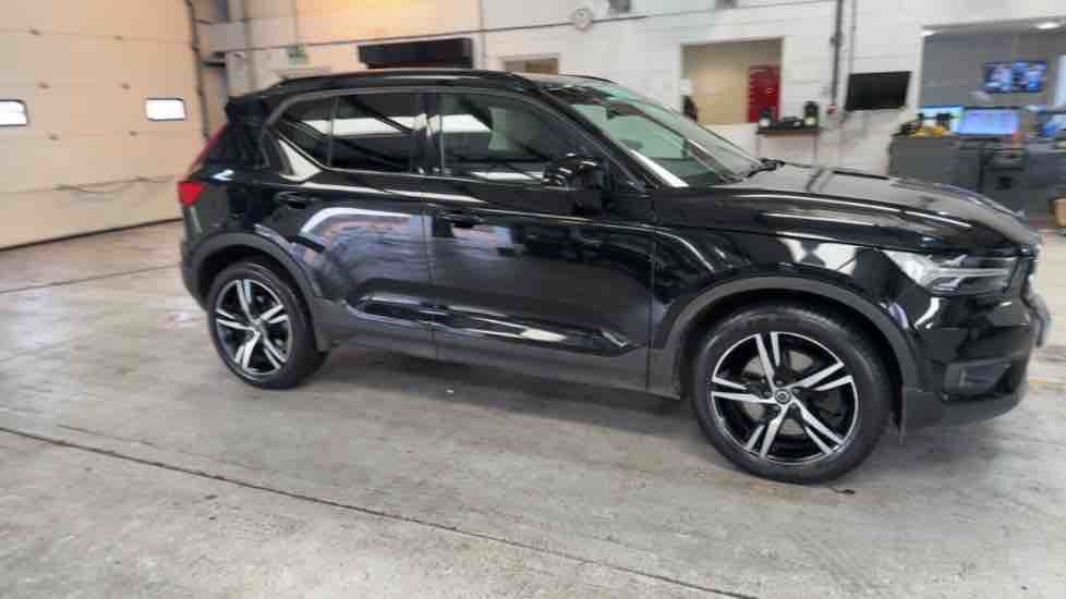 More views of Volvo XC40