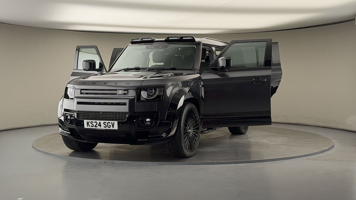 More views of Land Rover Defender 130